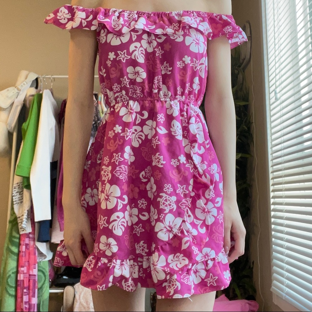 Vintage trendy Hawaiian pattern dress
